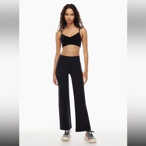 Aritzia wide leg leggings in black